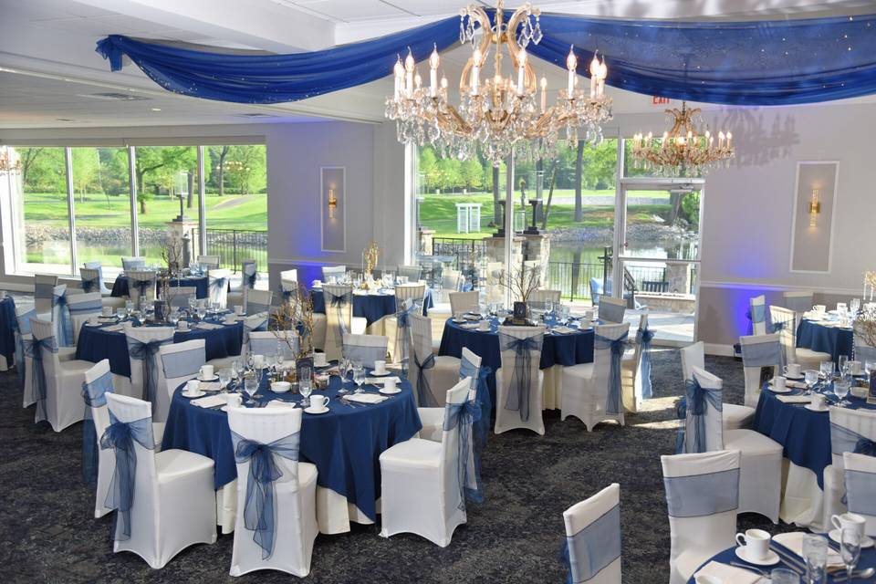 The Club at Twin Lakes