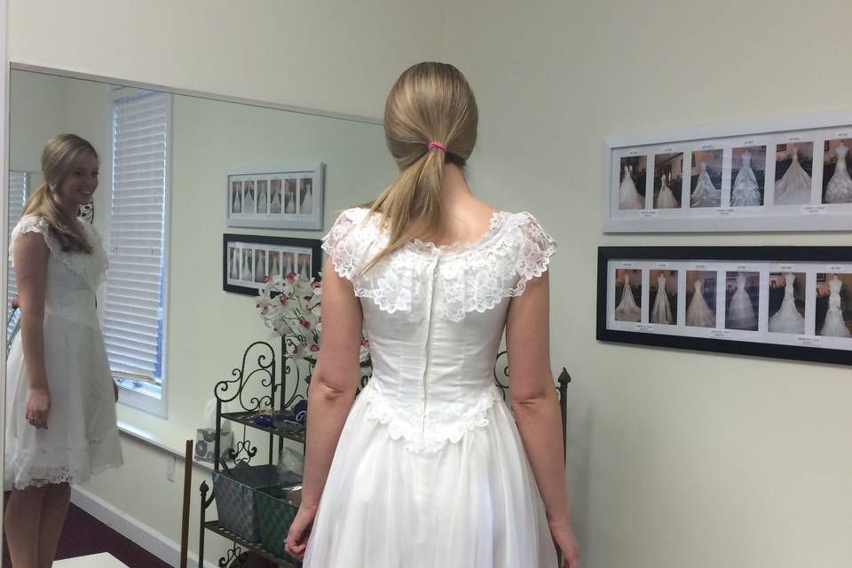 Short wedding dress