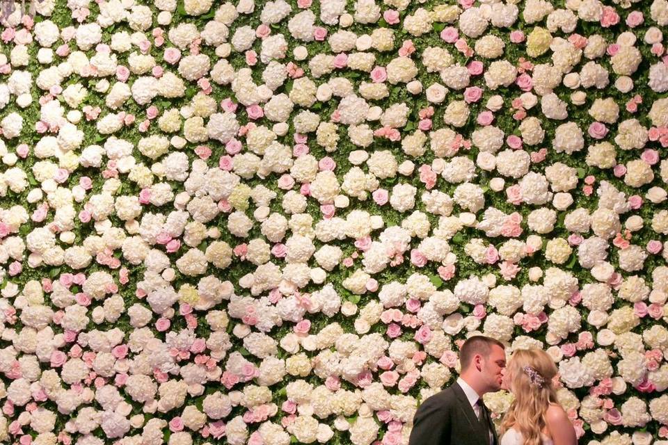 Flower wall sash&bow