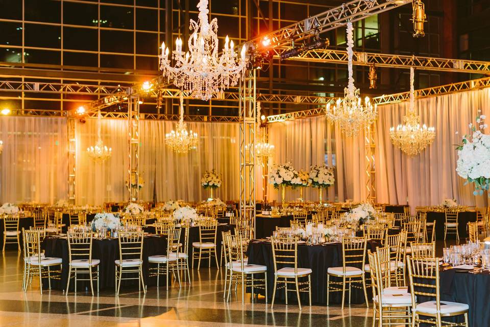 Lambeau Field Atrium - Venue - Green Bay, WI - WeddingWire