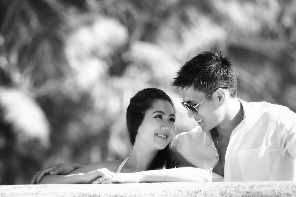 Love Story Weddings Photography