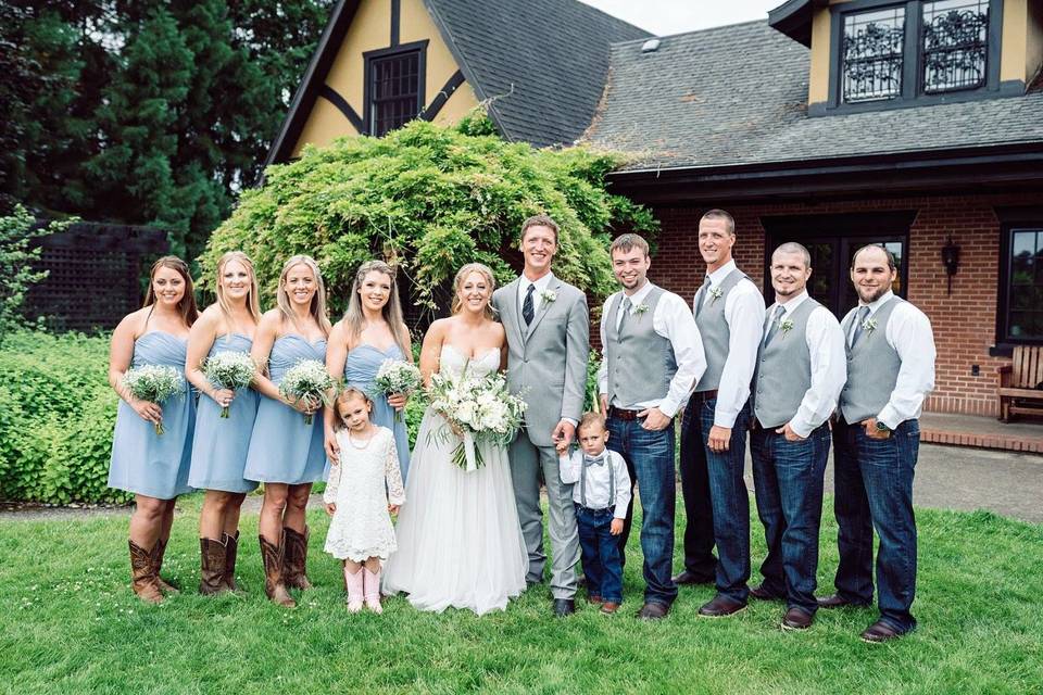 Bridal attendants