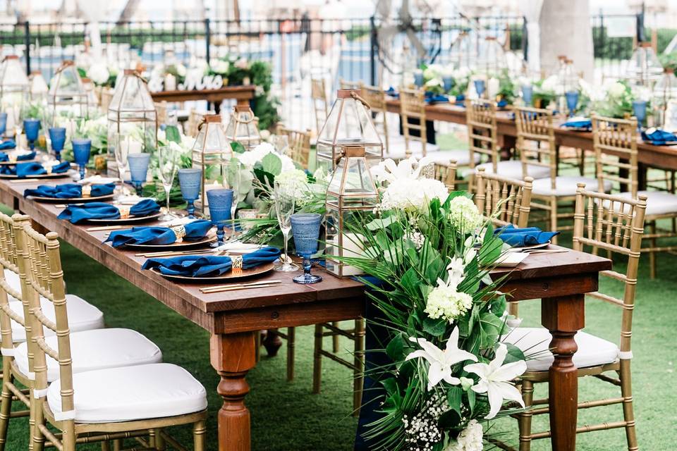 Tropical Reception Tables