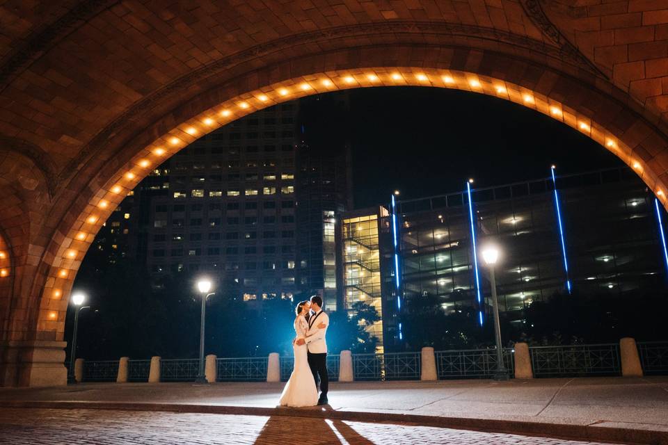 Couple dancing - Joey Kennedy Photography