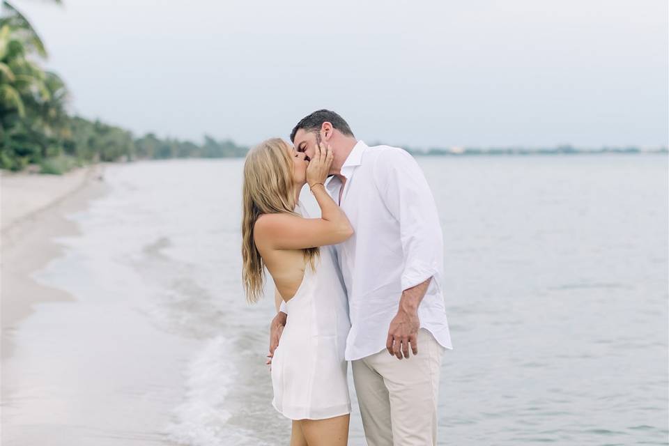 Elope Belize Photographer
