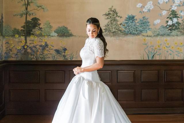 Sira D’ Píon Bridal Atelier