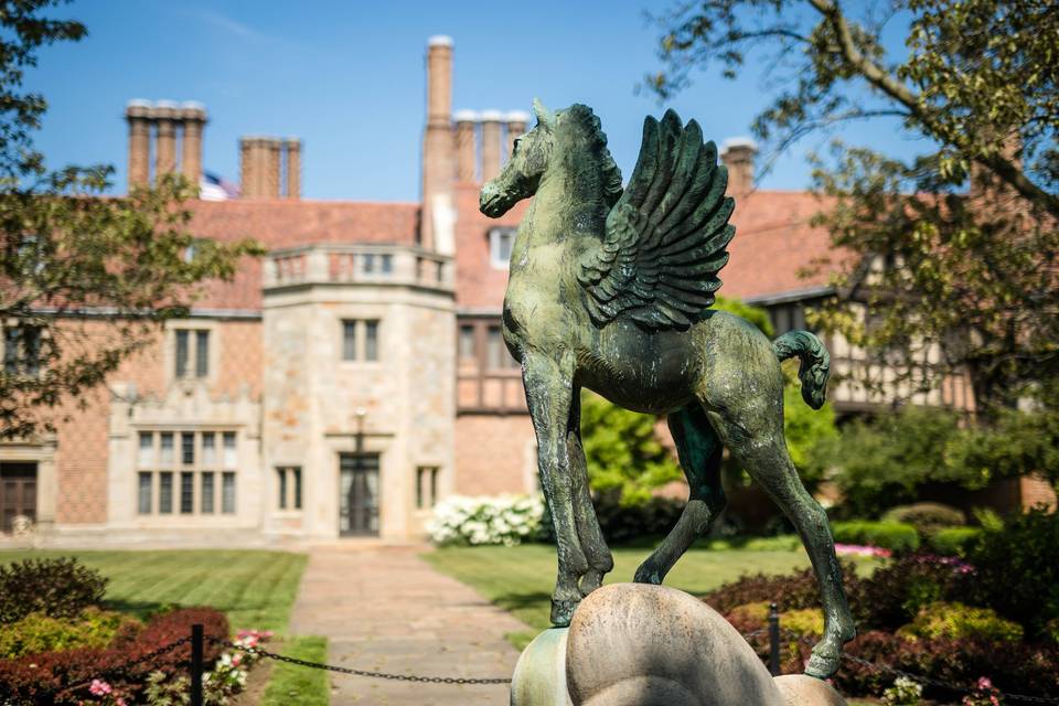 Pegasus Fountain in summer