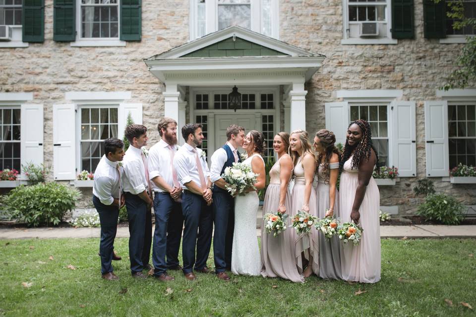 Bridal Party in front of B&B