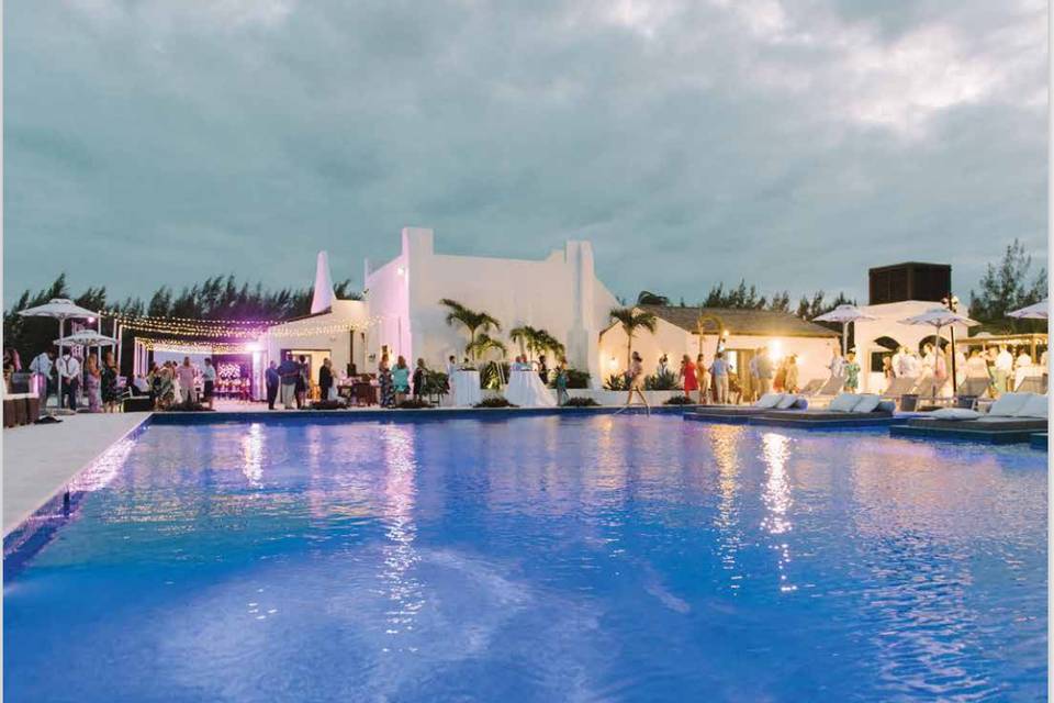 23 North Beach Club Exterior