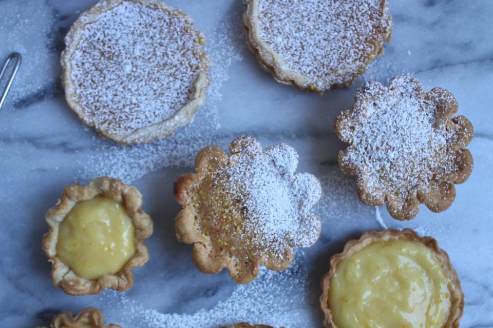 Lemon curd + grapefruit pies