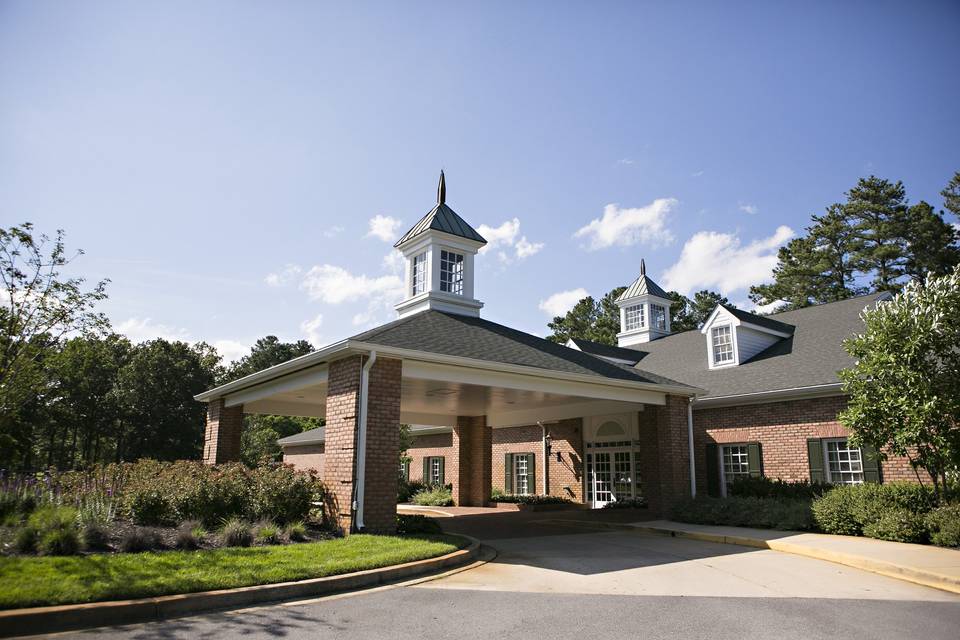 Swan Point Yacht and Country Club
