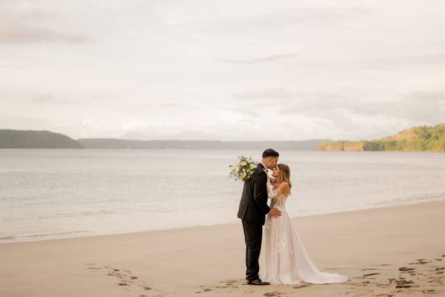 Wedding couple at the beach