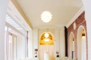 Magnolia Hotel - Omaha