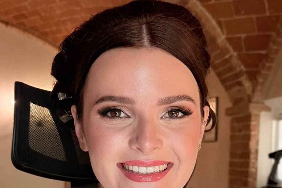Bride make-up