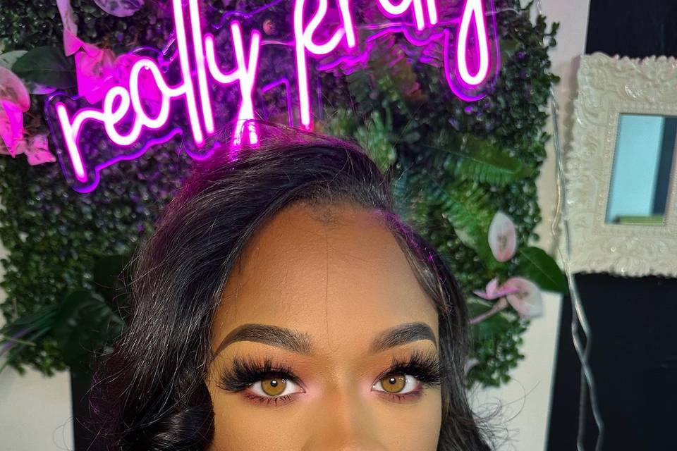 Kyshamarie Makeup Artistry