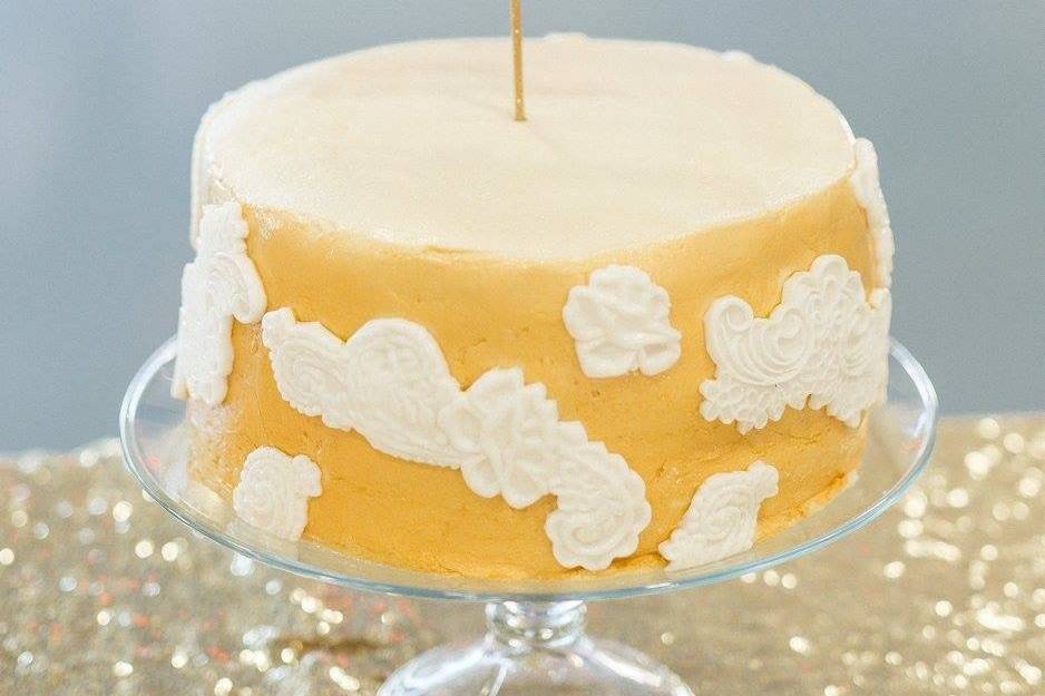 Gold and Lace Applique Cake