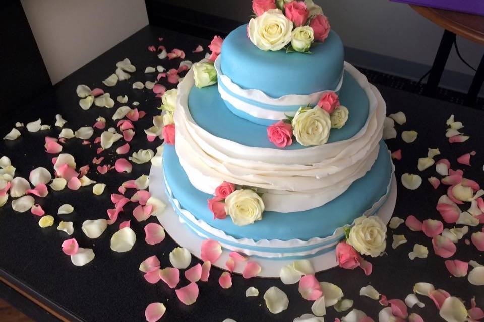 3 Tier Fondant Wedding Cake