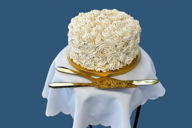 Intimate Cake