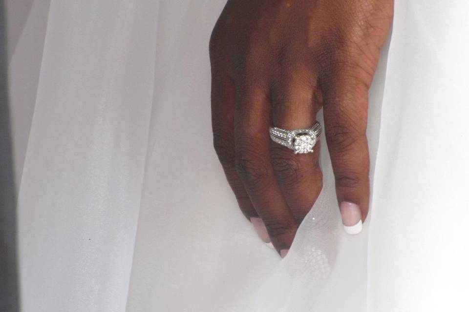 Bride's wedding ring