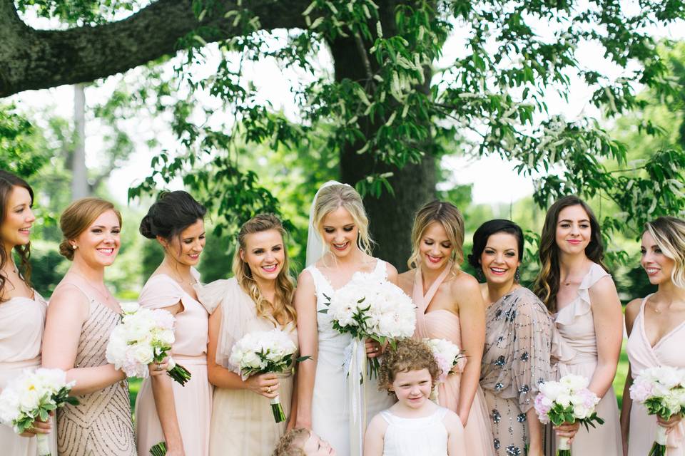 The bride with her bridesmaids