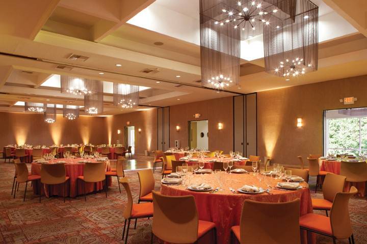 Salon de reyes ballroom