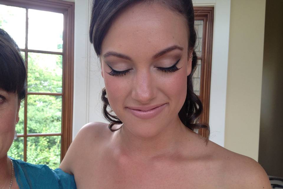 Hair & Makeup By Claire