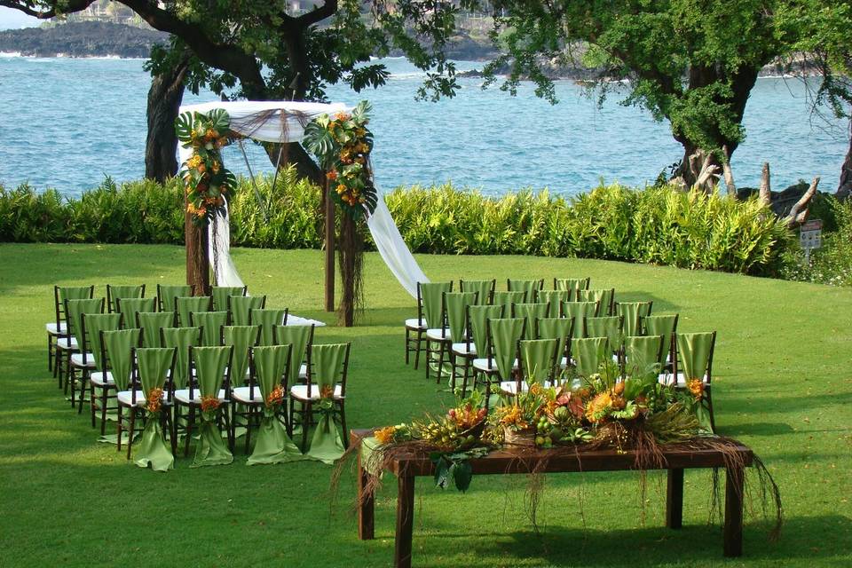 Ocean Lawn  Sheraton Kona Resort & SpaWedding ceremony set up by White Orchid Wedding