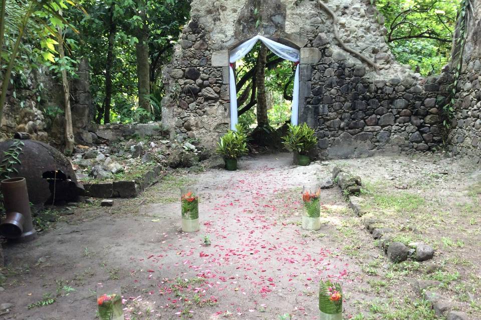 Jade Mountain Ruins wedding