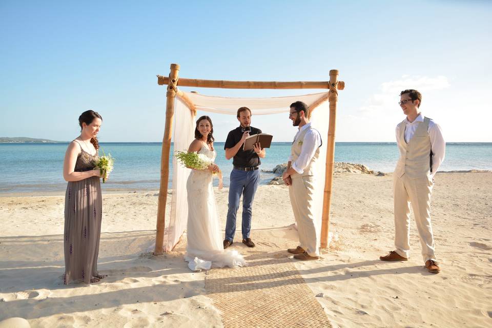 Hyatt Maui -Wedding ceremony