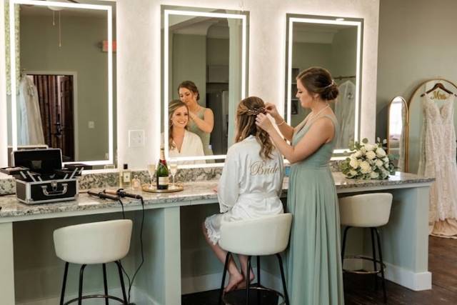 Bridal Suite Makeup Bar