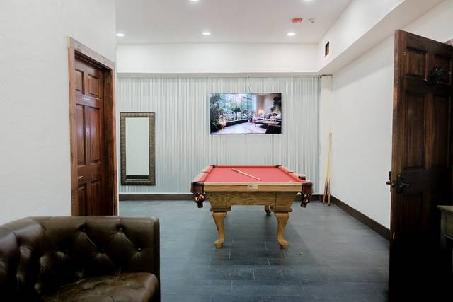 Groomsroom
