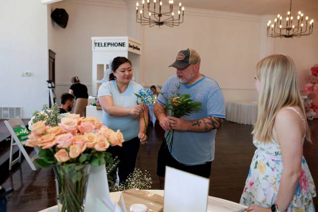 Flower bar