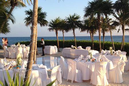 Outdoor wedding venue