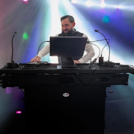 DJ Michael Pavao