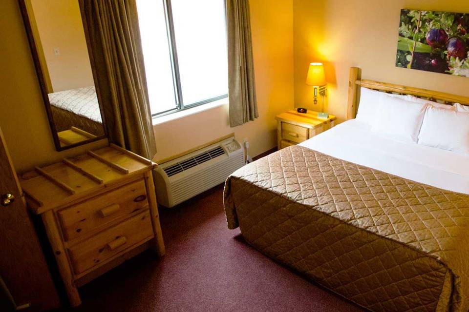 Cranberry County Lodge