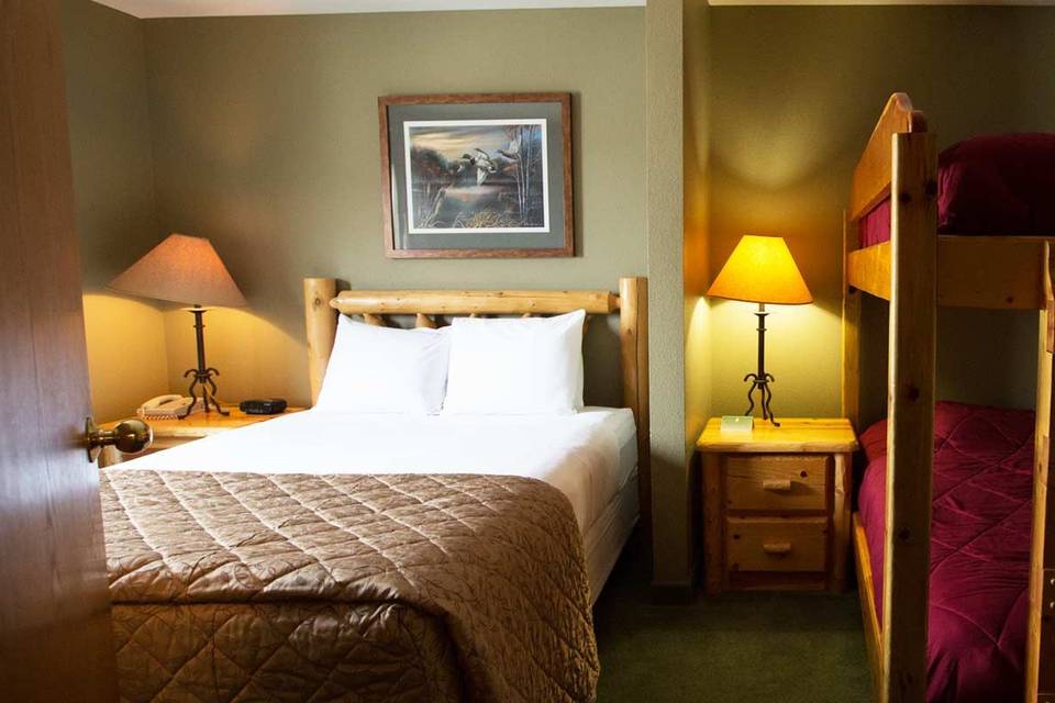 Cranberry County Lodge