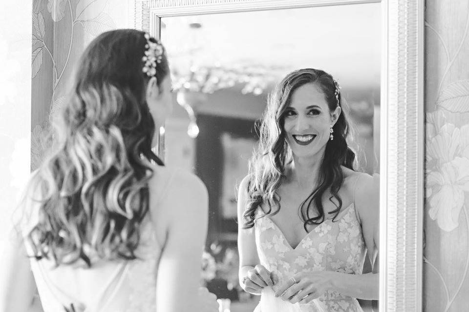 Bridal portrait in the Lobby