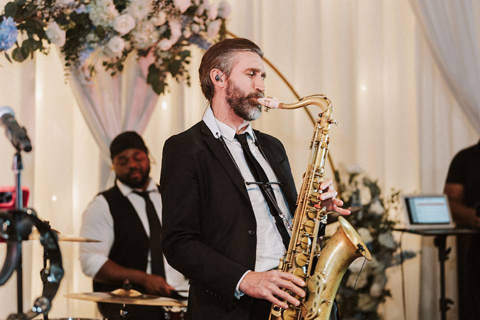Elegant, classy weddings in a