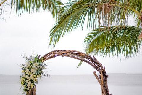 Beach arch