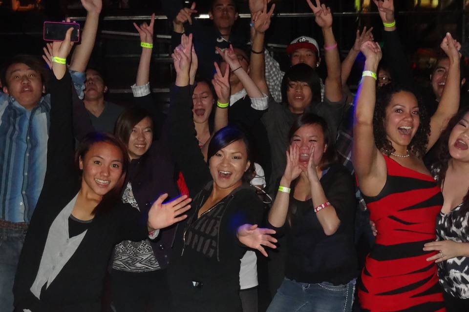 Crowd @ Beta