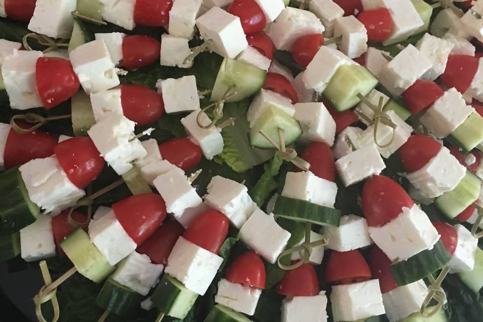 Vegetables and mozzarella skewer