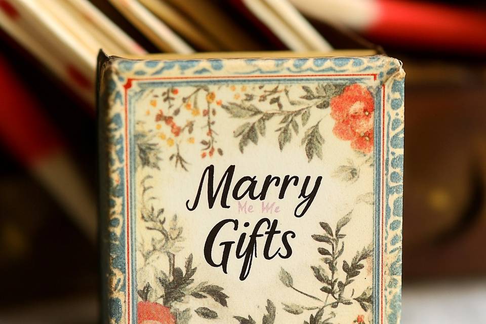 Matchboxes with custom msg