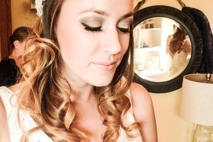 Beautify Bombshells Hair & Makeup Artistry