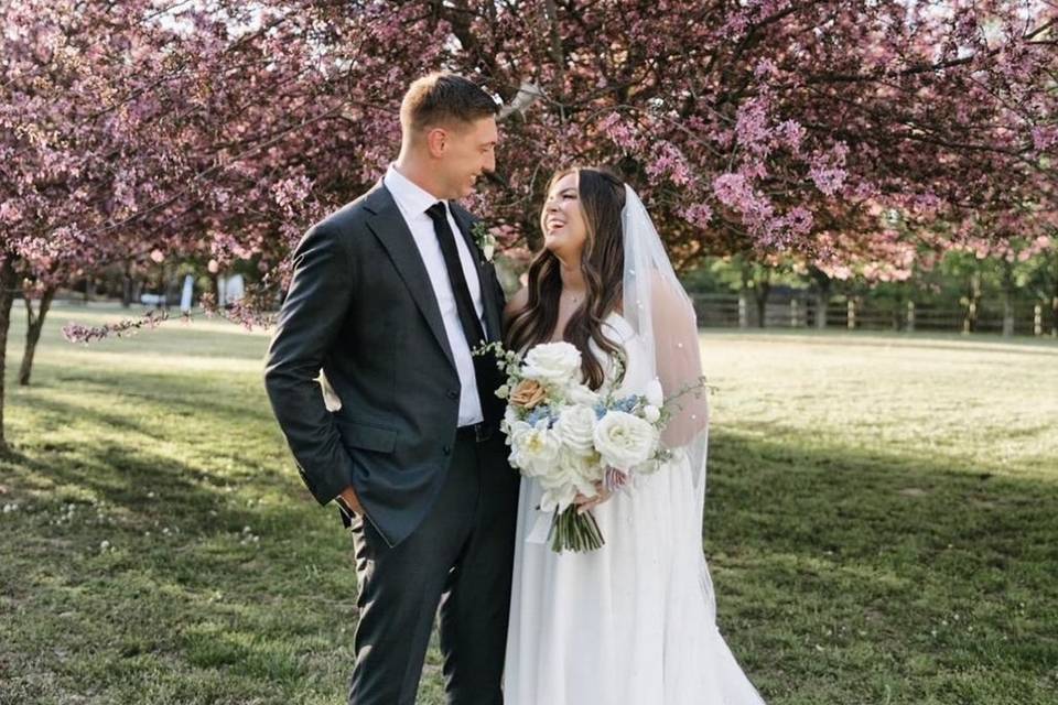 April wedding-redbuds blooming