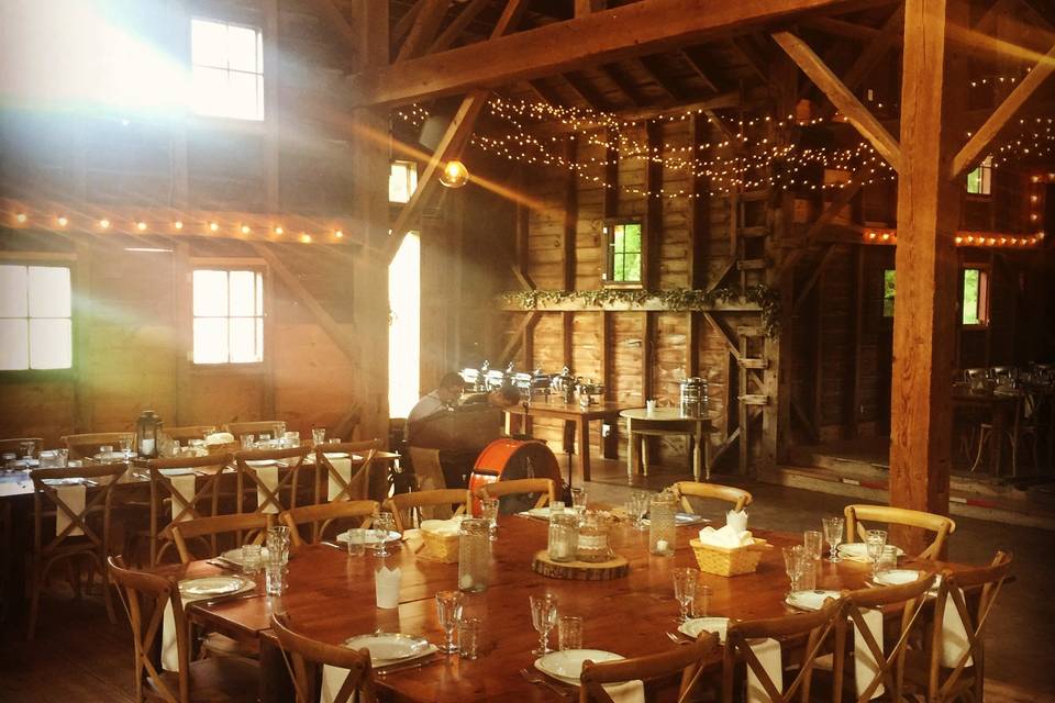 Reception main barn