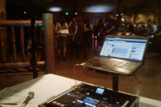 ROCKCANDY Professional Disc Jockeys LLC