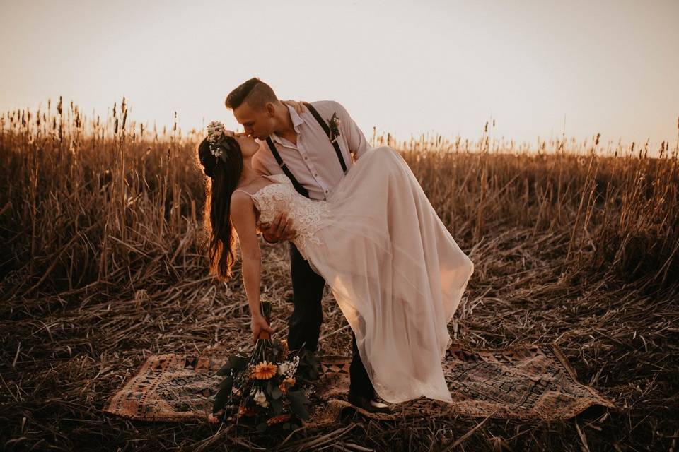 Golden hour elopement