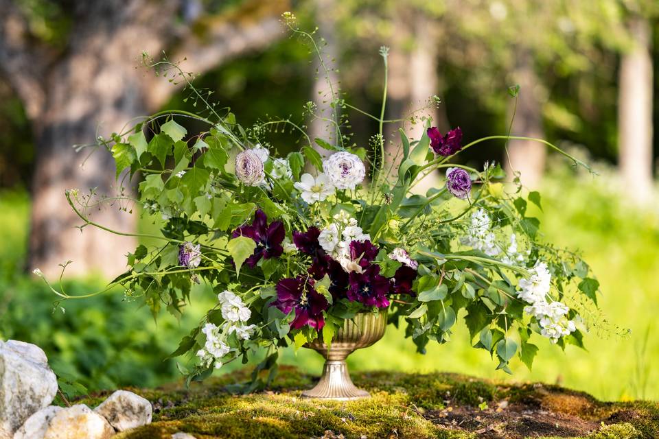 Spring tulip wedding flowers