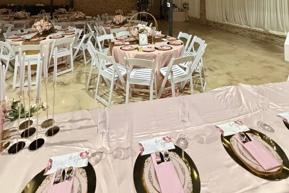 Table with dance floor space