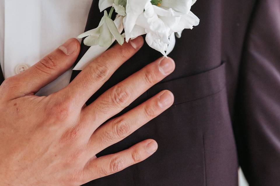 Groom's boutonniere